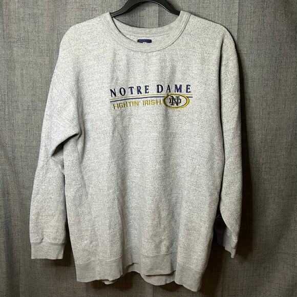 VINTAGE 90's Notre Dame Fighting Irish Sweatshirt Men's Medium Gray Pro Player - Picture 1 of 5